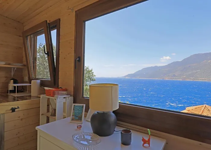 Aparthotel Muhtesem Deniz Manzarali Agac Ev 3*